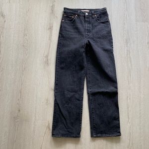 Levi’s Ribcage Straight Ankle Black 26 W 27 L